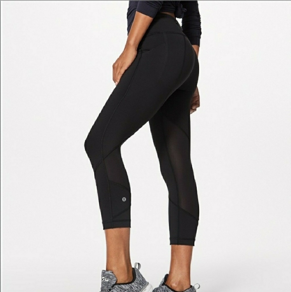 Lululemon crops